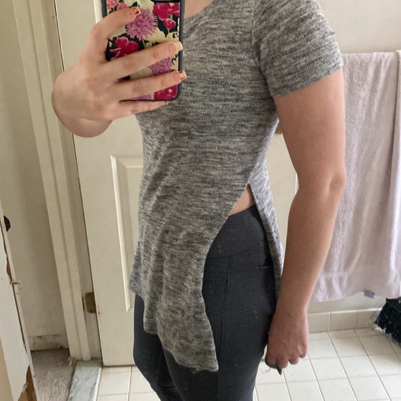 🥭 (4 for $15) GARAGE Soft long Tunic - Picture 4 of 8